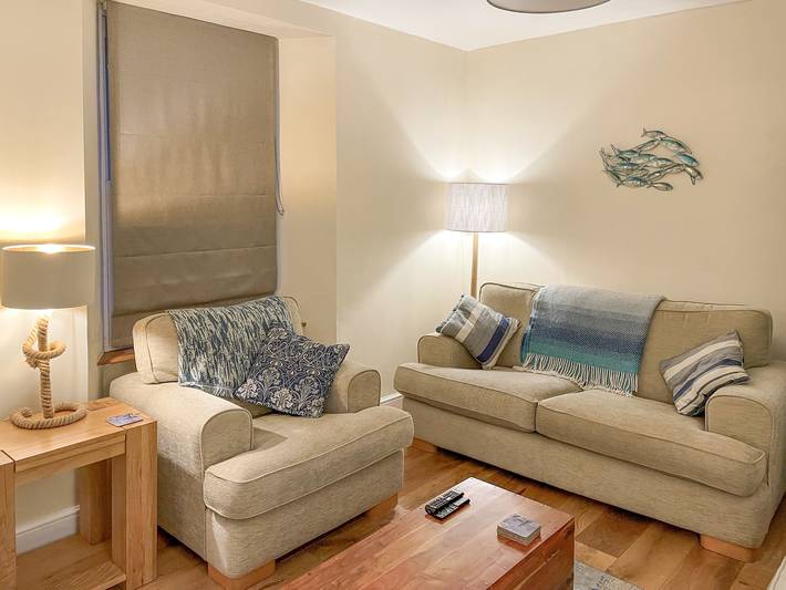 Gîte pour 6 personnes, avec jardin à Tenby - 4