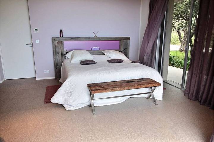 Location de vacances pour 15 personnes, avec jardin dans Office de Tourisme Porto Vecchio Sud Corse - 3