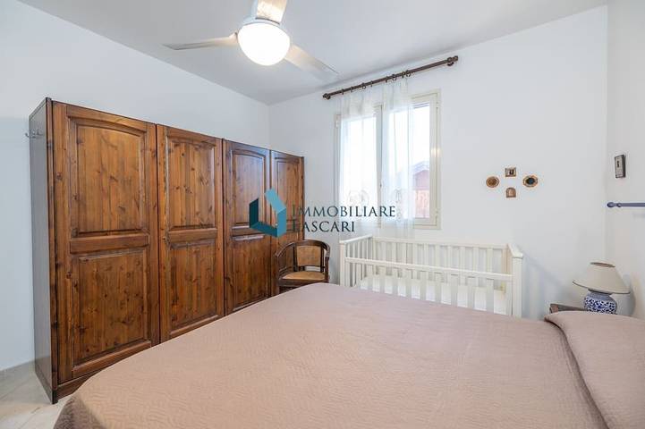 Location de vacances pour 8 personnes, avec piscine ainsi que balcon et jardin, animaux acceptés à Campofelice di Roccella - 4