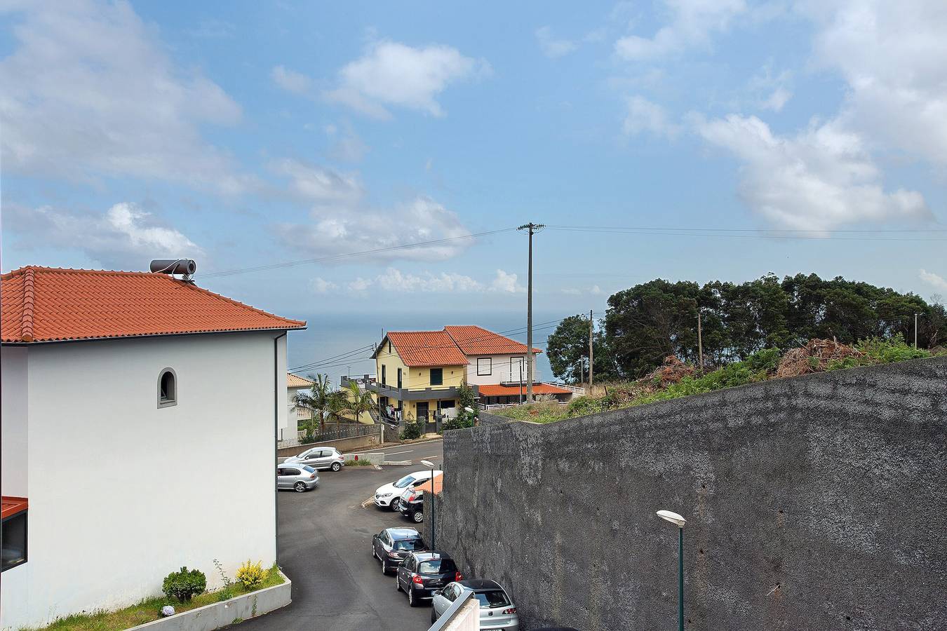 Ferienhaus "Moradia Casa Feliz" mit Privaten Terrassen und Wlan in Santa Cruz (Madeira), Madeira