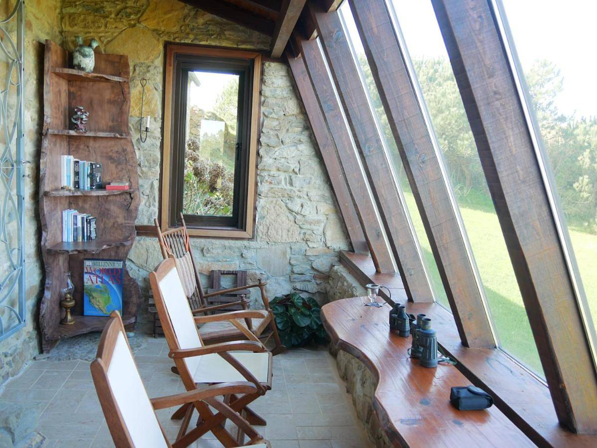 Pines of Salgado beachview villa by Book Yourholiday Pt in Praia do Salgado, Famalicão
