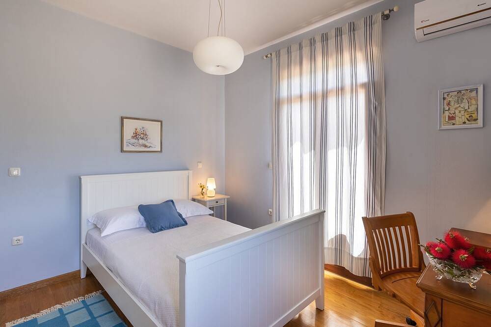 Villa Marianthi Syros in Syros