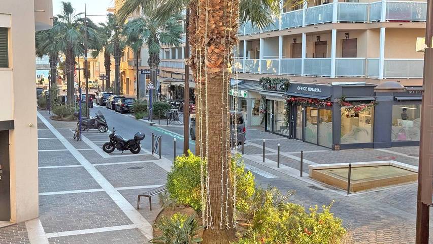 Gîte pour 5 personnes, avec Terrasse dans Casino De Sainte Maxime