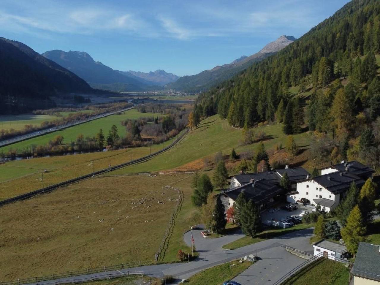 Ganze Wohnung, Residenz La Mora 21 in La Punt-Chamues-ch, Sankt Moritz
