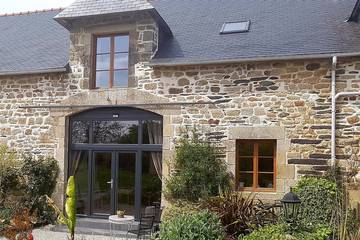 Gîte pour 7 personnes, avec jardin et balcon à Cast