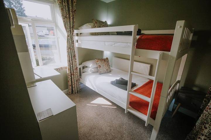 Marina view cottage - Canalside cottage - Peak District location in Derbyshire