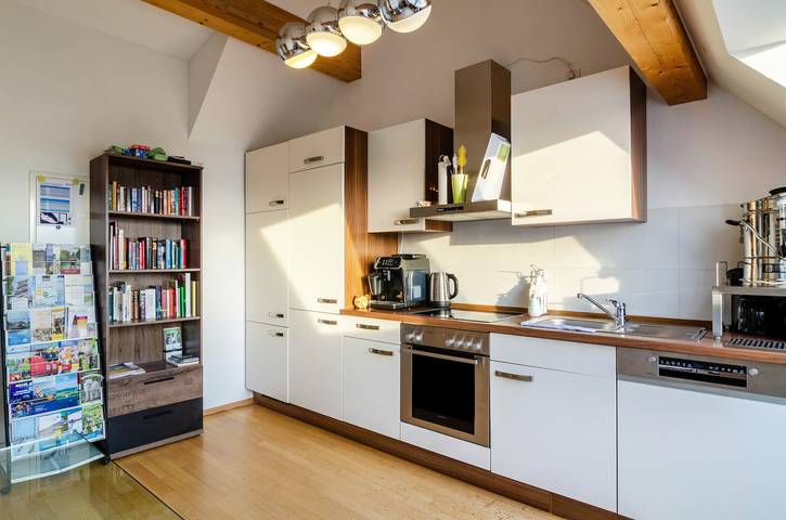 'Zimmer 3' mit Gemeinschaftsgarten und Wlan in Reichenau, Untersee