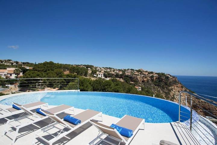 Chalet para 8 personas, con Terraza además de Piscina y Vistas en Comunidad Valenciana - 4