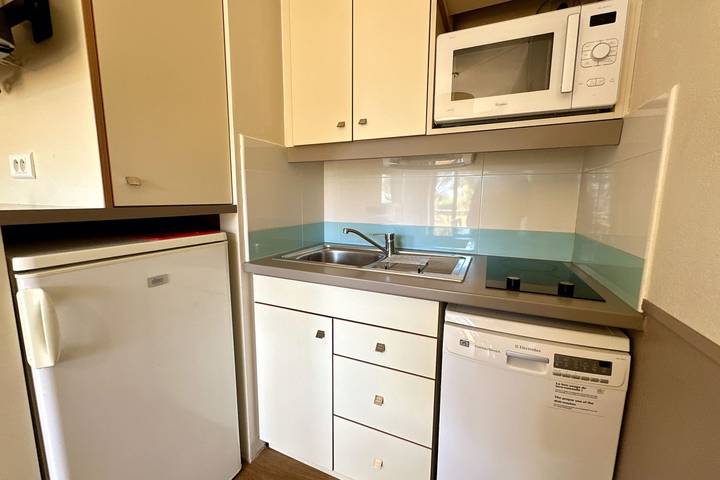 Gîte pour 4 personnes, avec balcon et piscine, adapté aux familles à Mandelieu-la-Napoule - 4