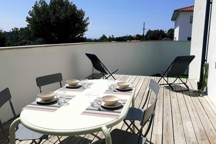 Gîte pour 4 personnes, avec terrasse dans Plage La Milady - 2