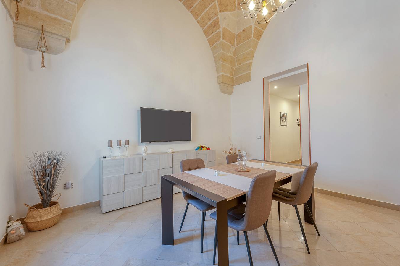 Entire apartment, Apartment 'San Giorgio' with Wi-Fi and Air Conditioning in Cavallino (Apulia), Lecce Province