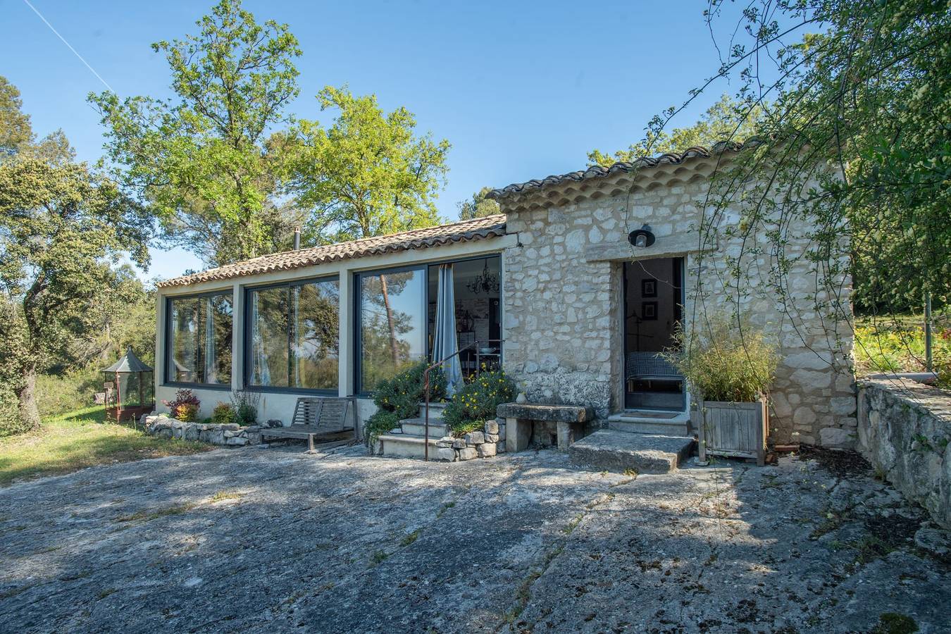 Villa Toscane – Countryside Estate with Pool in Pernes-les-Fontaines, Parque natural regional del Mont Ventoux