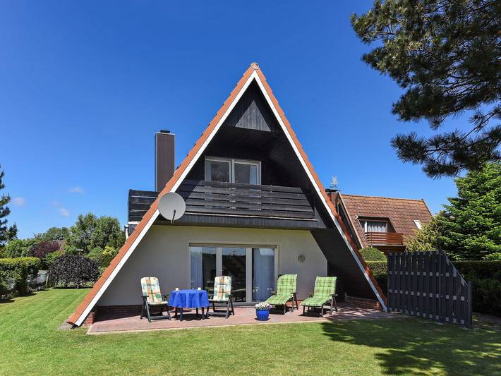 Ferienhaus für 5 Personen, mit Garten und Balkon, kinderfreundlich in Neuharlingersiel