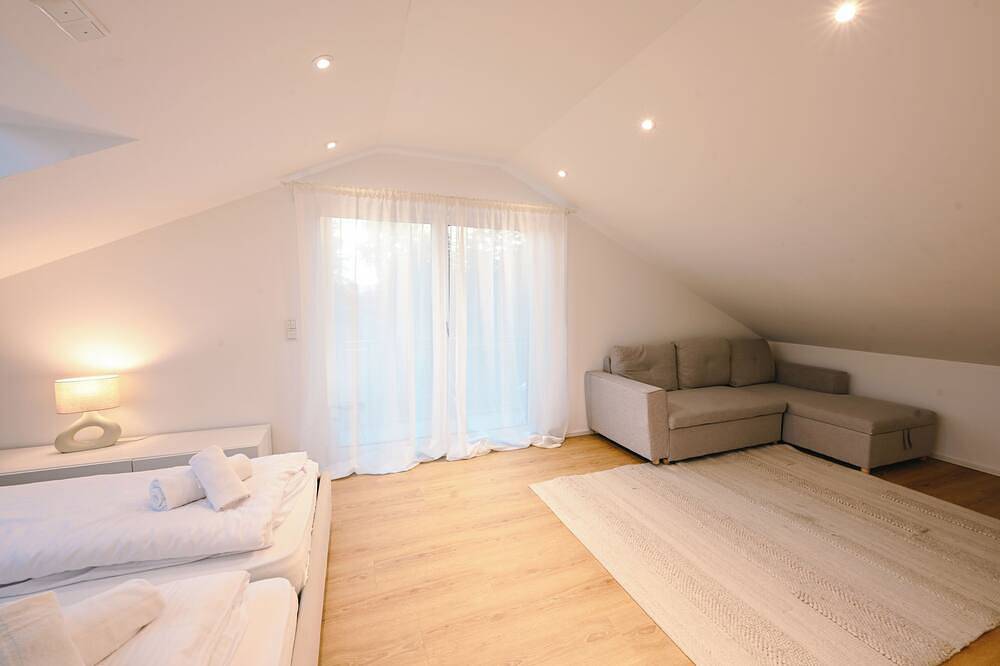 Ganze Wohnung, ღliboria I Stylische Maisonette I See in Uffing, Das Blaue Land