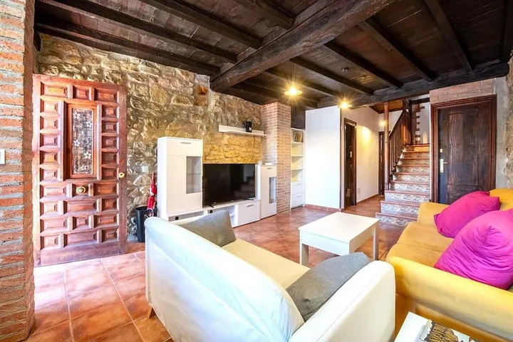 Ferienhaus für 8 Personen, mit Ausblick und Balkon - 1