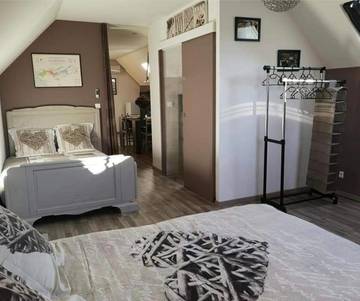 Cottage pour 4 personnes, avec jardin et vue à Couffy