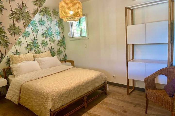 Les Terrasses de Valerian, 2 logements pour un même groupe de 4 à 7 personnes in Brignoles, Région de Brignoles