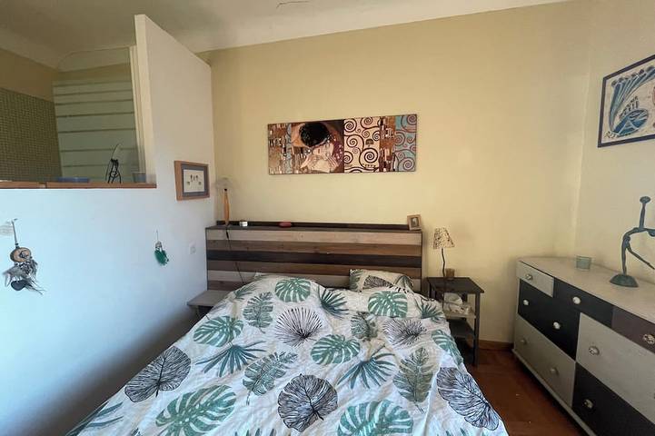 Location de vacances pour 6 personnes, avec terrasse et jardin à Grambois - 4