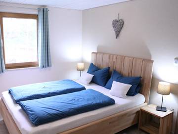 Ferienwohnung für 3 Personen, mit Sauna und Garten sowie Pool und Balkon in Ofterschwang