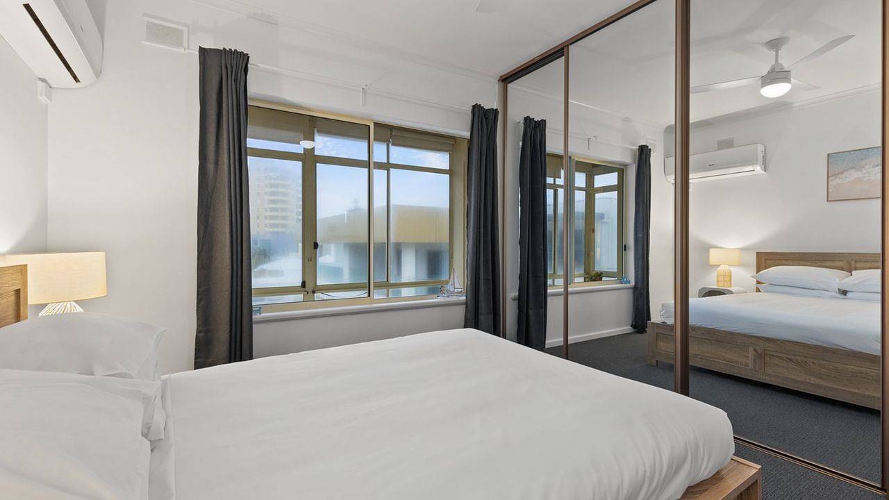 Entire holiday apartment, Ferienwohnung für 4 Personen (69 m²) in Glenelg North in Adelaide, South Australia