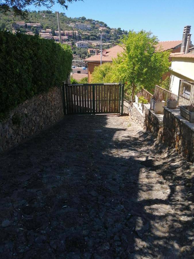 Ferienwohnung für 4 Personen, mit Terrasse und Ausblick in Porto Santo Stefano - 2
