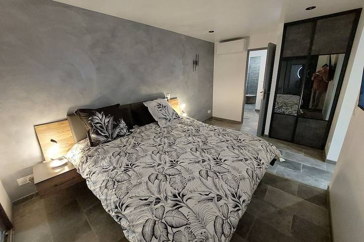 Location de vacances pour 2 personnes, avec jacuzzi et jardin ainsi que sauna et terrasse à Manosque - 3