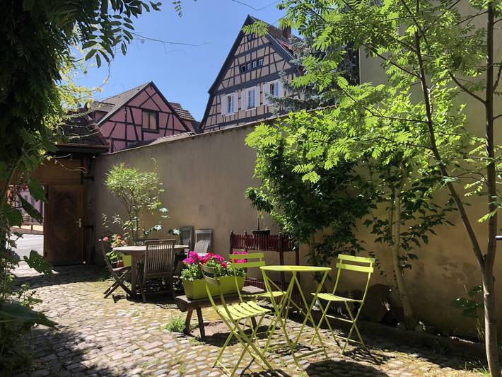 Gîte pour 2 personnes, avec jardin et terrasse