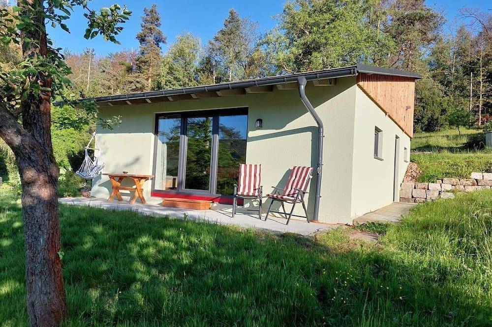 Ganze Wohnung, \"Haus am Südhang\" - Ferienhaus, 1 Schlafzimmer, 1 Schlafboden in Bad Gottleuba-Berggießhübel, Elbsandsteingebirge