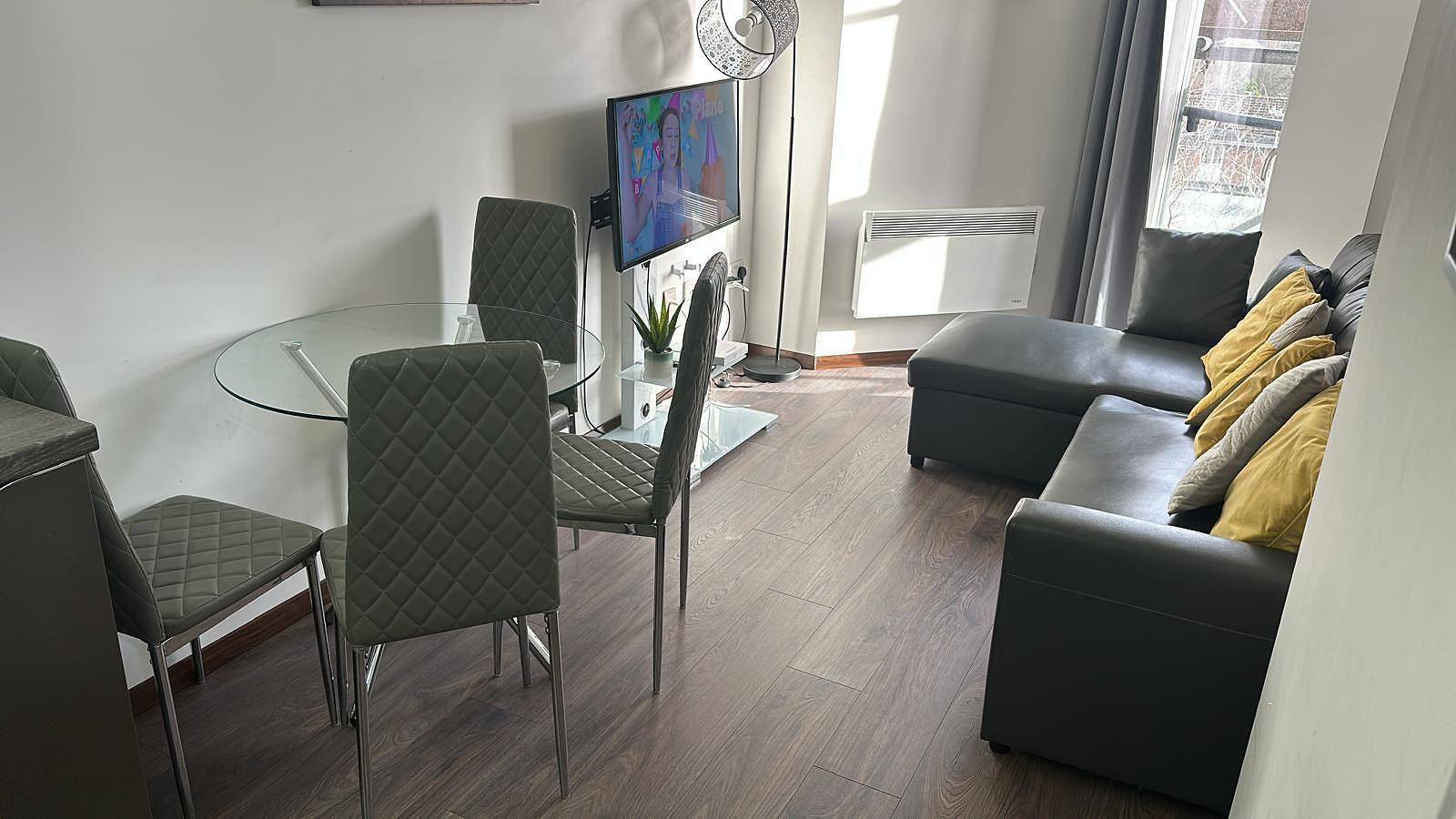 Apartamento vacacional entero, 1Br-Sleeps4-Parking-Closetocentre in Birmingham, Birmingham y alrededores