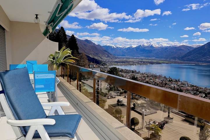 Ferienwohnung für 5 Personen, mit Balkon und Sauna in Orselina