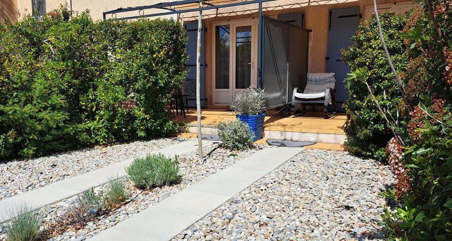 Location de vacances pour 2 personnes, avec jardin dans Lac de Sainte-Croix - 4