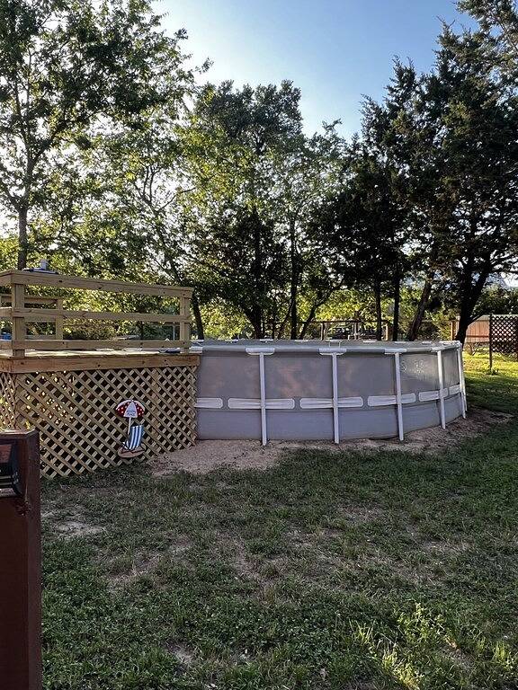Vacation rental for 4 people, with terrace and yard in Bandera