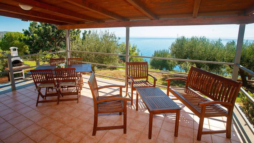 Vakantiehuis voor 4 personen, with Terras and Tuin as well as Uitzicht in Campania