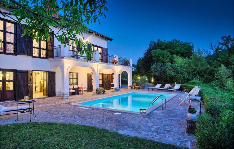 Ferienhaus für 15 Personen, mit Garten in Motovun
