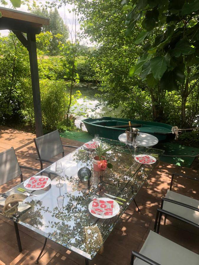 Appartement entier, Bungalow - Beach Front in Yerres, Essonne