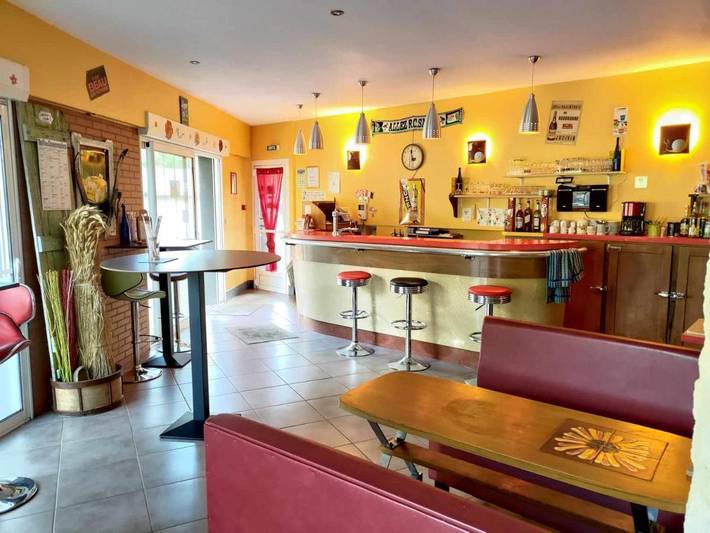Location de vacances pour 4 personnes, avec jacuzzi ainsi que sauna et jardin à Saint-Sauves-d'Auvergne - 4