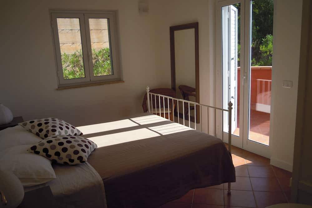 Villa Virginia N. 11 con Gran Piscina Comunitaria - 1 km de la playa in Costa Tirrénica Calabria