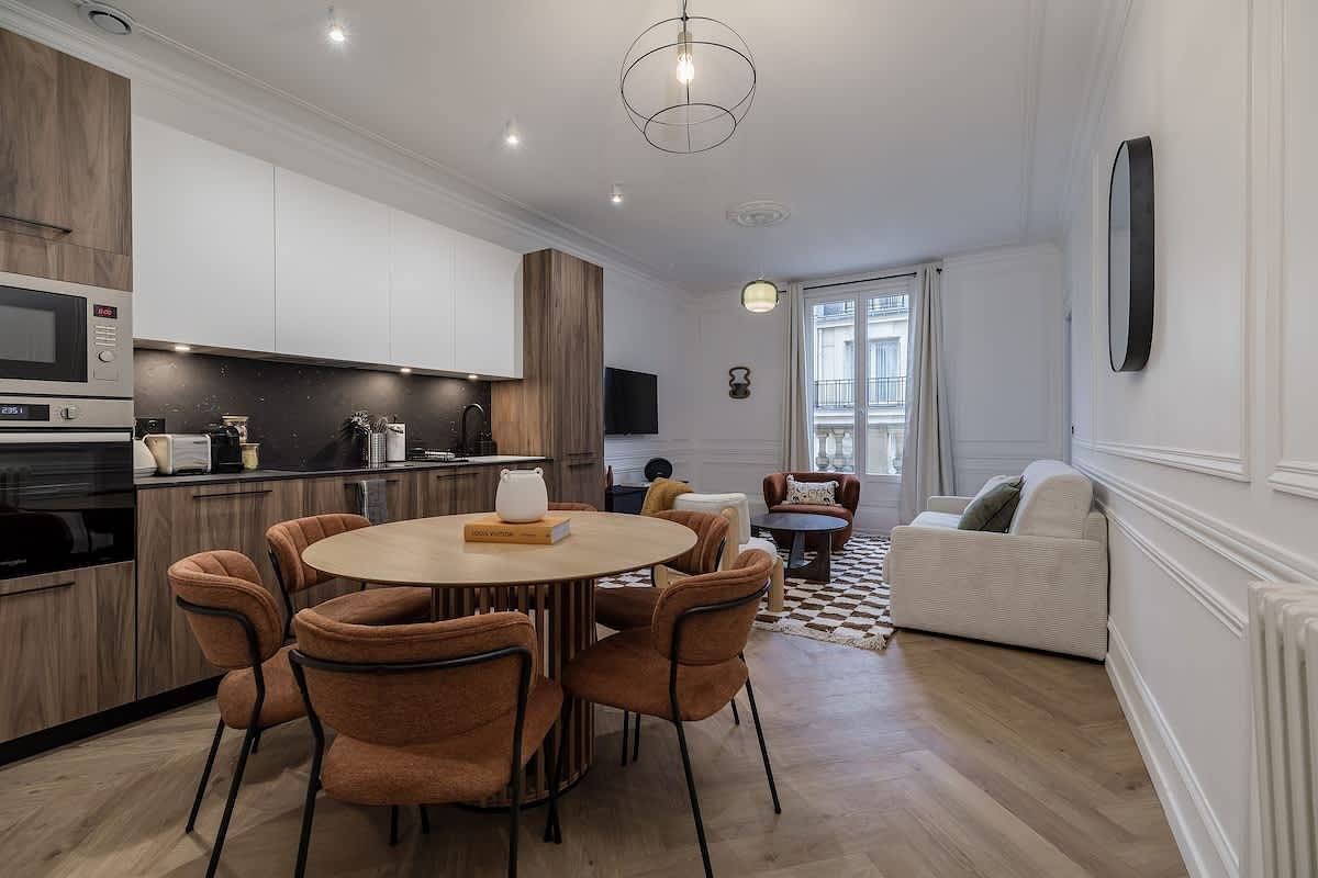 Apartamento entero, Apartamento de vacaciones para 6 personas con jardín in Torre Eiffel, París