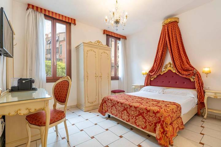 BnB für 2 Personen, mit Terrasse und Ausblick in Venedig - 2