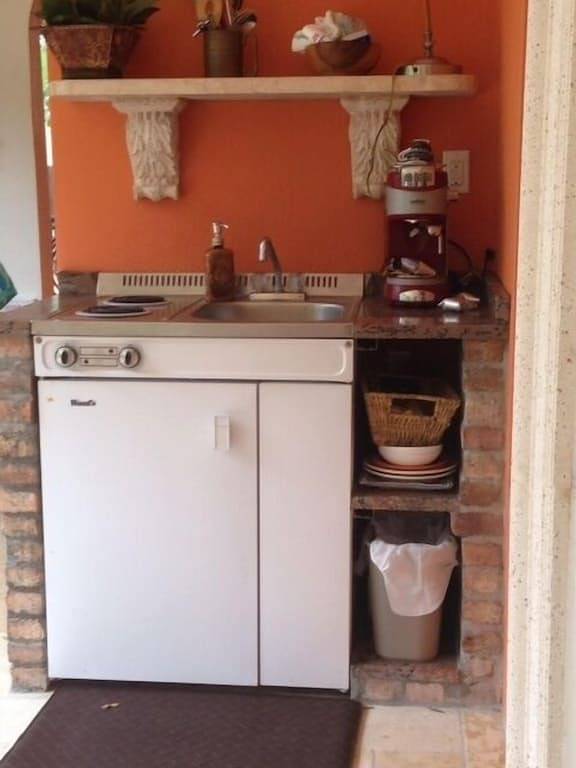 Innenstadt, italienische Villa für zwei, Resort-Stil. 5 Minuten nach Siesta-Lido. in Sarasota, Sarasota County