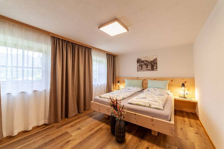 Ferienwohnung für 8 Personen, mit Balkon und Garten