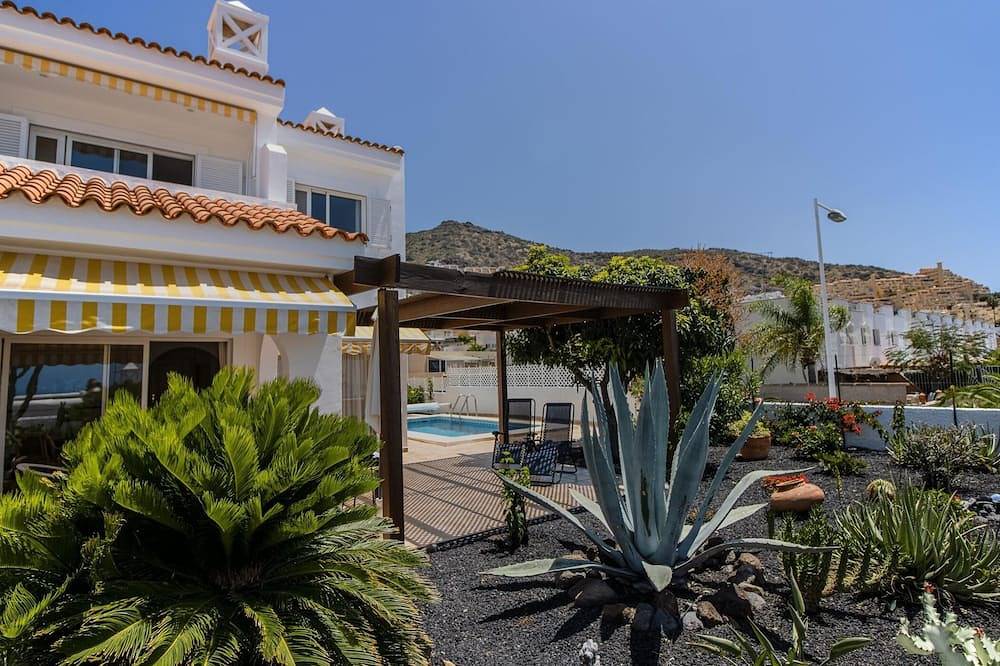 Villa mit privatem Pool in Costa Adeje in Miraverde, Adeje