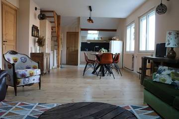 Gîte pour 6 personnes, avec jacuzzi et jardin dans Le Moutaret