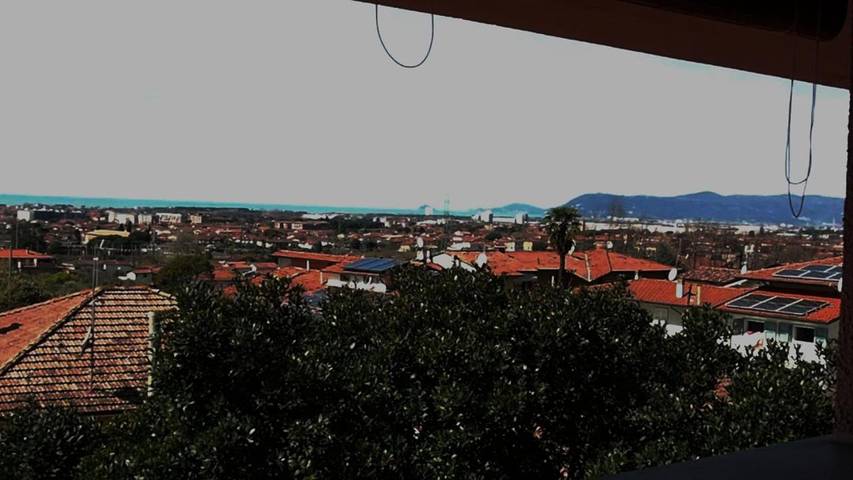 Villa für 7 Personen, mit Ausblick und Garten in Massa - 4