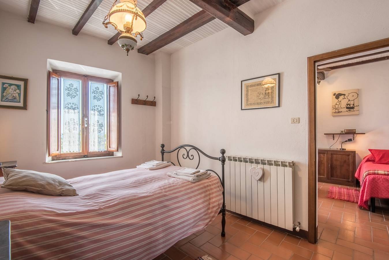 Entire apartment, Apartment 'Casa Francesca' with Hills View & Courtyard in Montalcino, Val d'Orcia