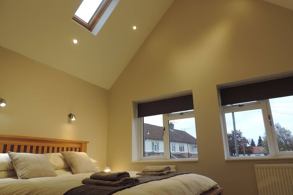 3 slaapkamer Farnborough luchthaven accommodatie in Rushmoor, Hampshire