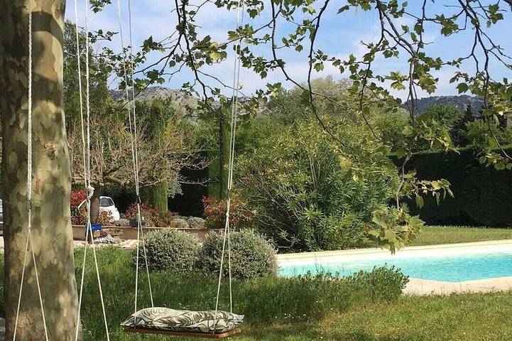 Maison de vacances pour 8 personnes, avec jardin et terrasse dans le Luberon