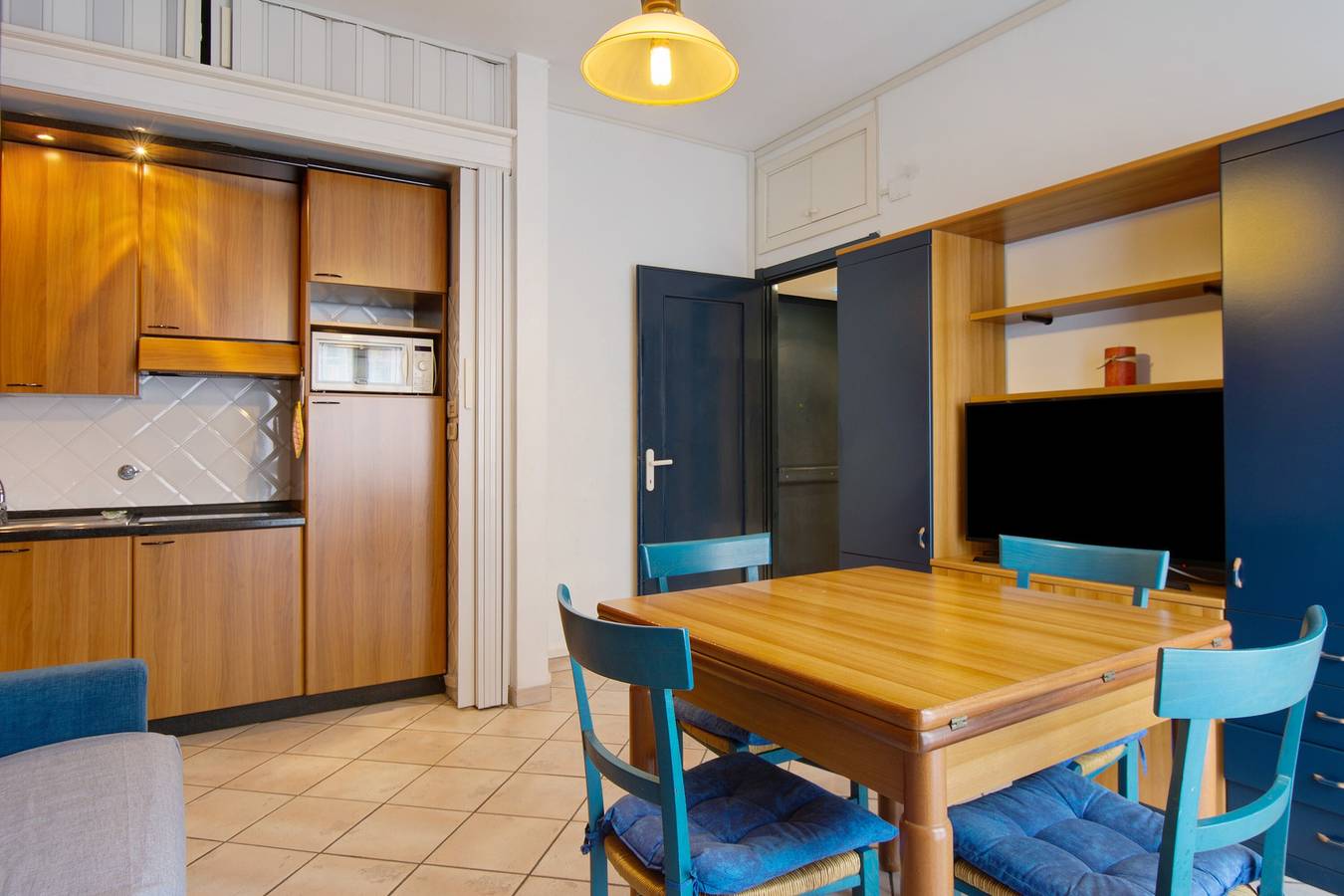 Entire apartment, Apartment 'Liam's House' with Balcony, Wi-Fi and Air Conditioning in Rapallo (City), Rapallo