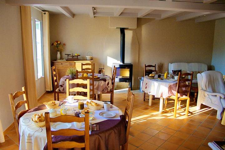 Chambre d’hôte pour 4 personnes, avec jardin en Charente-Maritime - 3