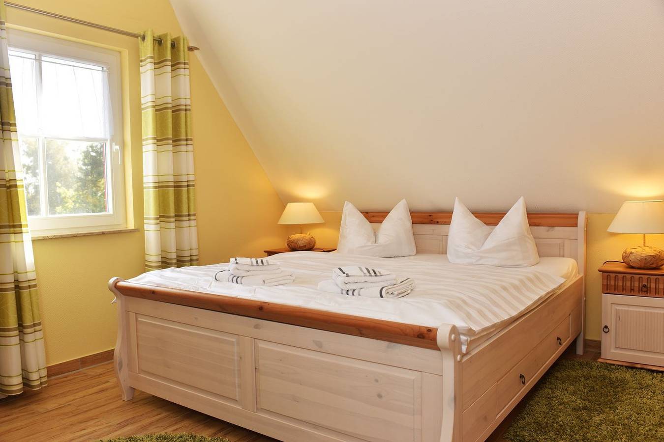 Ferienhaus "Boddenkieker" - freistehendes Ferienhaus ca. 90 m² für 2-4 Personen in Born a. Darß, Born am Darß